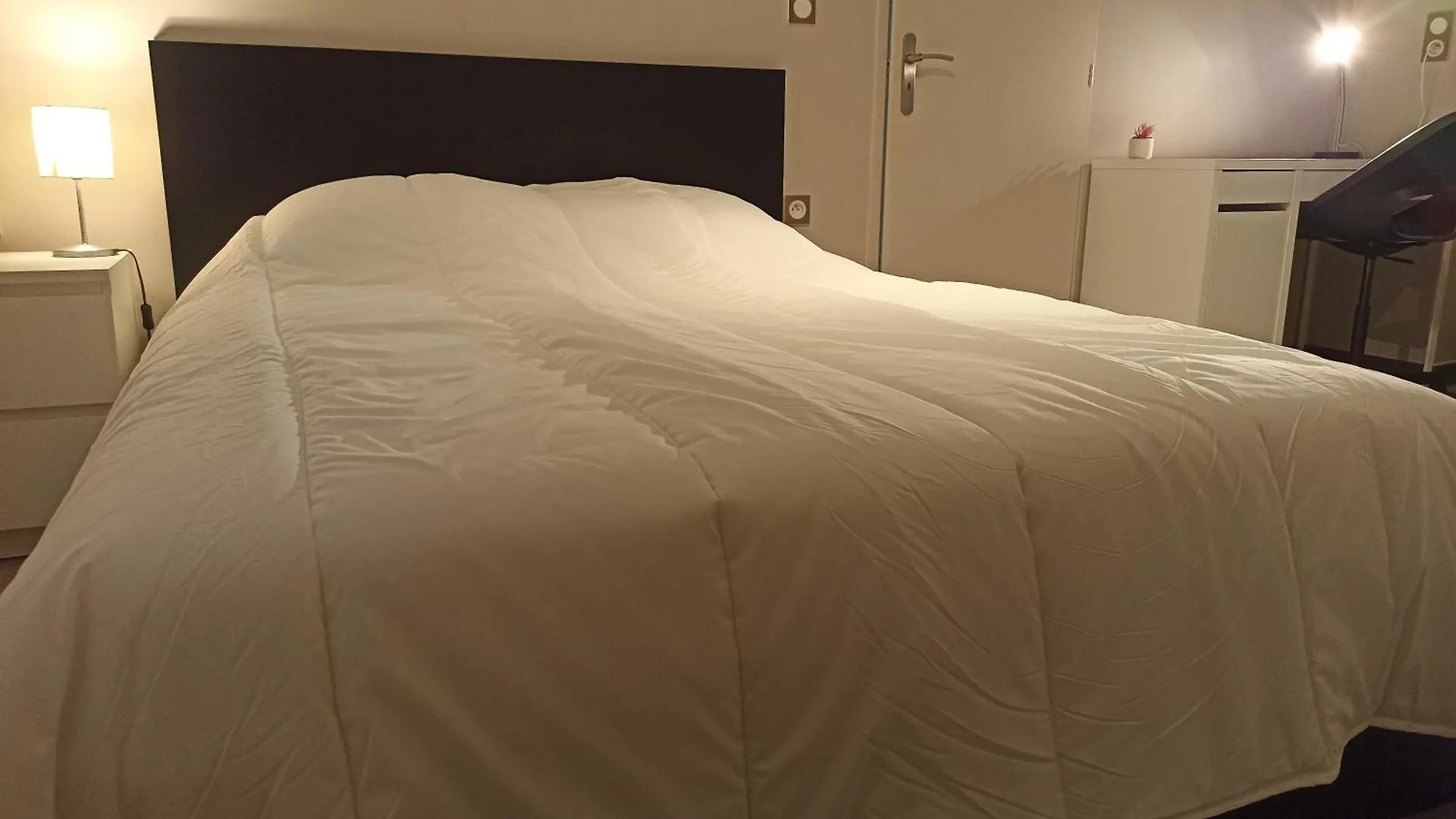 Apartment Le Sunshine, 5 Chambres, Wifi Et Parking Inclus Le Coteau