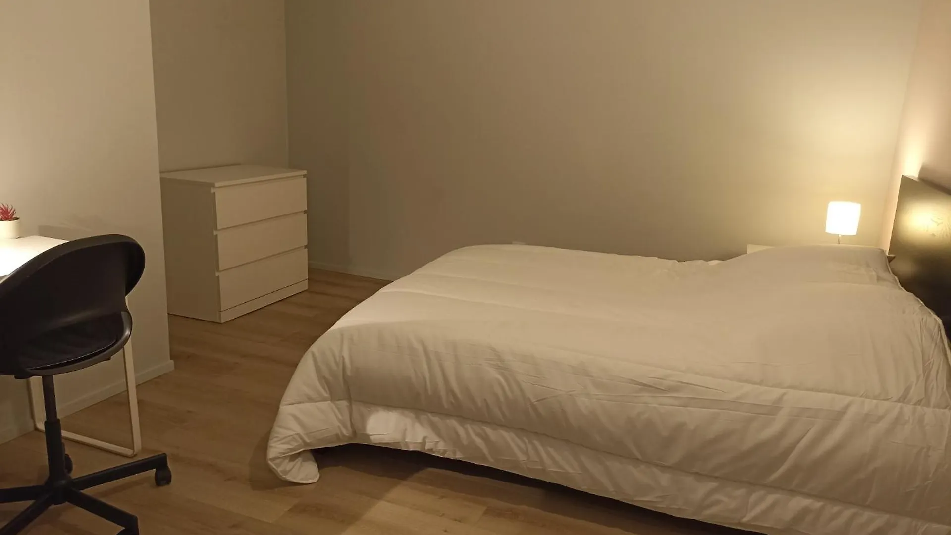 Le Sunshine, 5 Chambres, Wifi Et Parking Inclus Le Coteau Apartment
